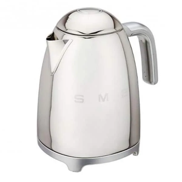 Smeg 1.7-Liter Electric Kettle