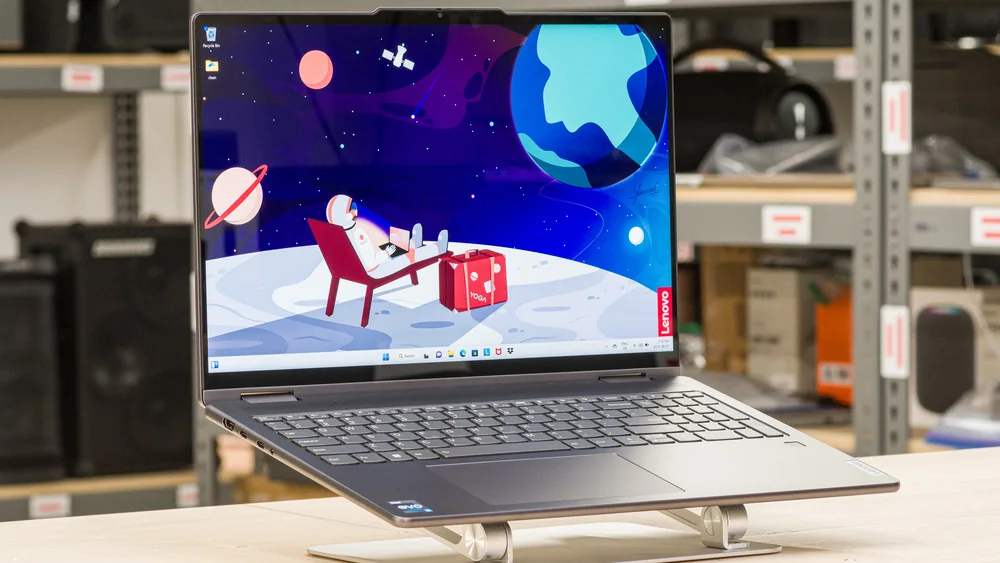 Lenovo Yoga 7i 16 (2023)